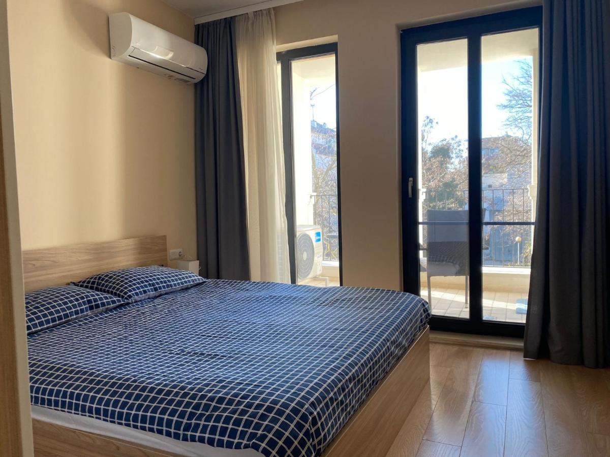 Brand New Apartment With Outdoor Swimming Pool Varna Exterior foto
